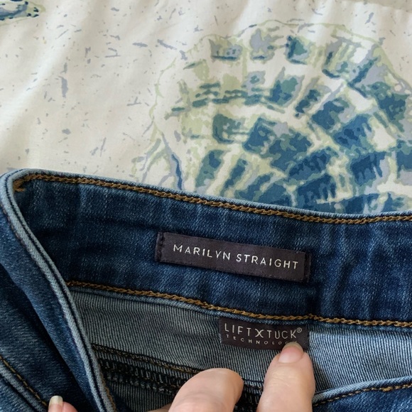 NYDJ Marilyn Dark Blue Straight Lift X Tuck Jeans size 8 - Picture 3 of 7